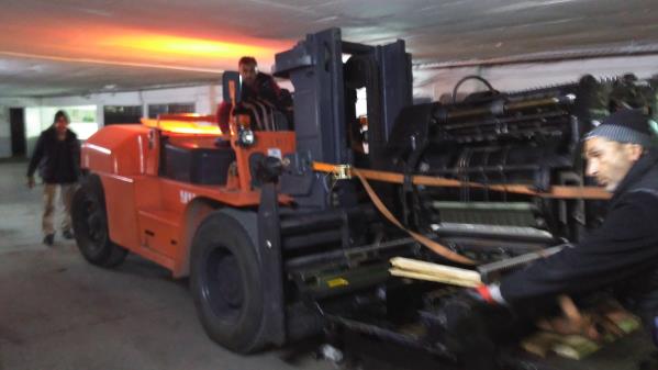 Topkapı Ticaret Merkezinde Forklift Çalışması