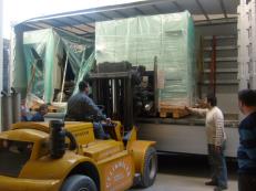 Roland 705 t&#305;rdan indirilmesi forklift ile.