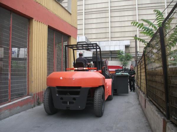 10 Tonluk forklift SM 74 taşıması.