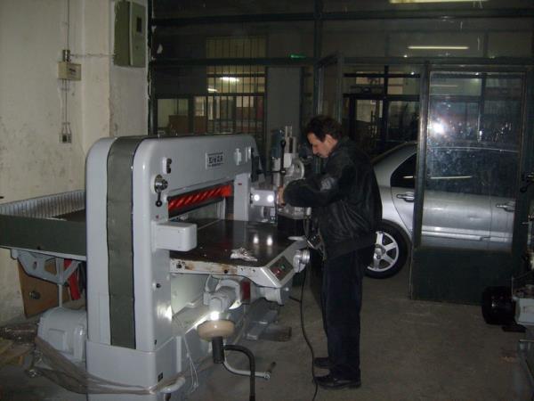 SCHNEIDER Giyotne hava tablası montajı.